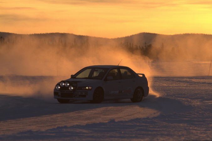 Laponie-ice-driving-3